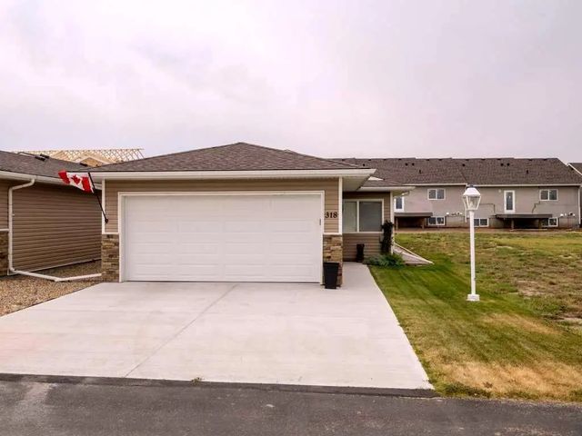 318 Whispering Way , Vulcan