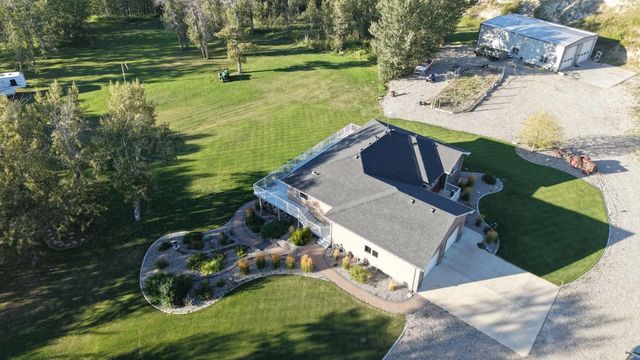22070 Range Road 270  , Beazer