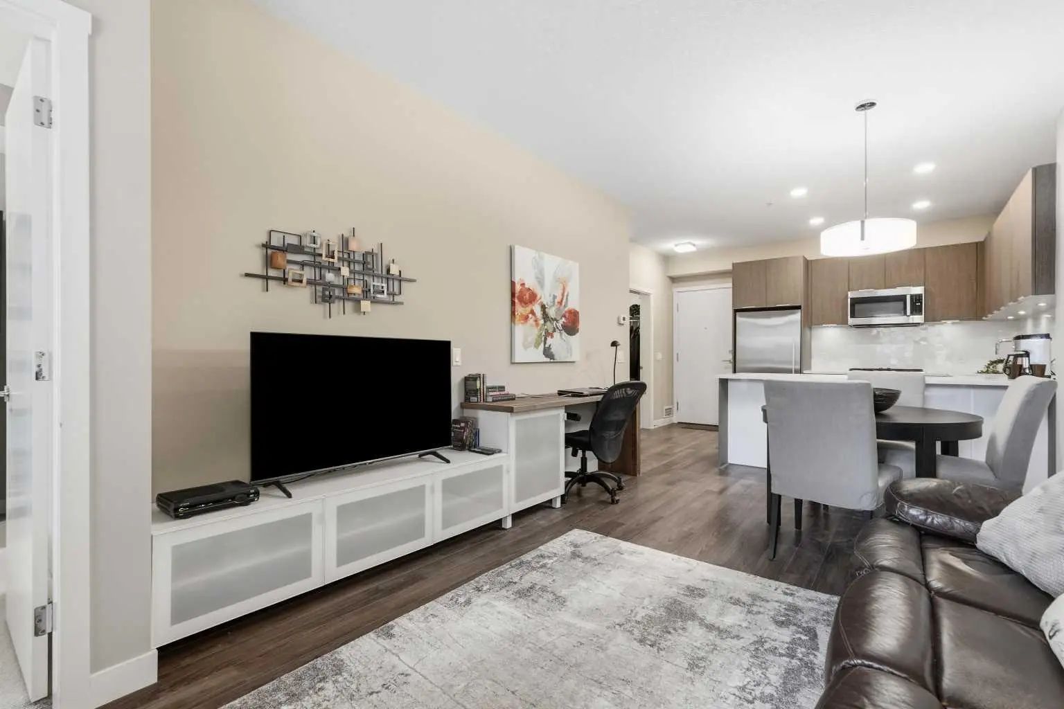 121 823 5 Avenue Northwest, Calgary – Residential Apartment Listing Photo 5