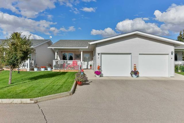 7 717 Centre Street , Vulcan