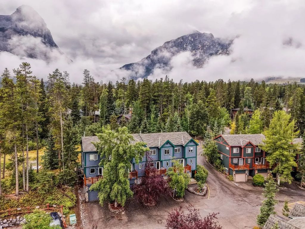 27 1022 Rundleview Drive , Canmore