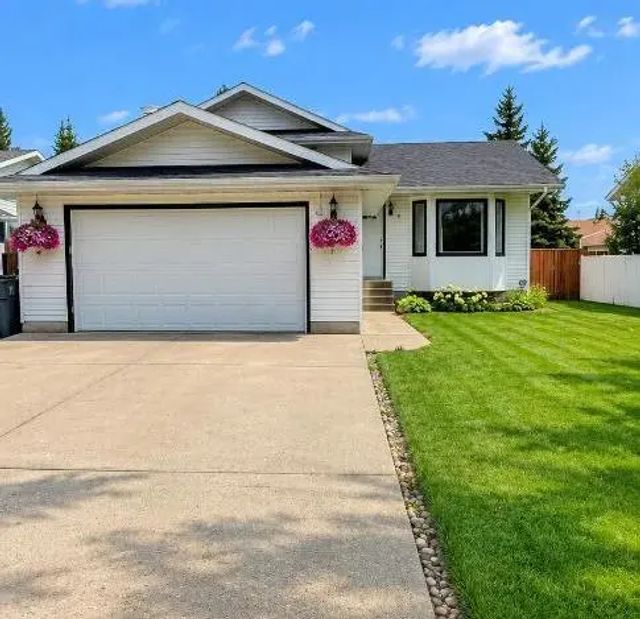 50 Blueberry Drive , Whitecourt