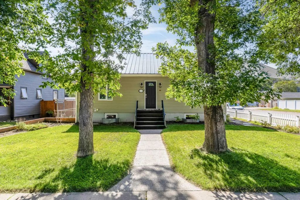 501 10 Street Se, Medicine Hat