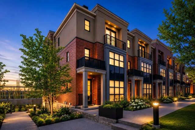 701 Aspen Meadows Hill Sw, Calgary