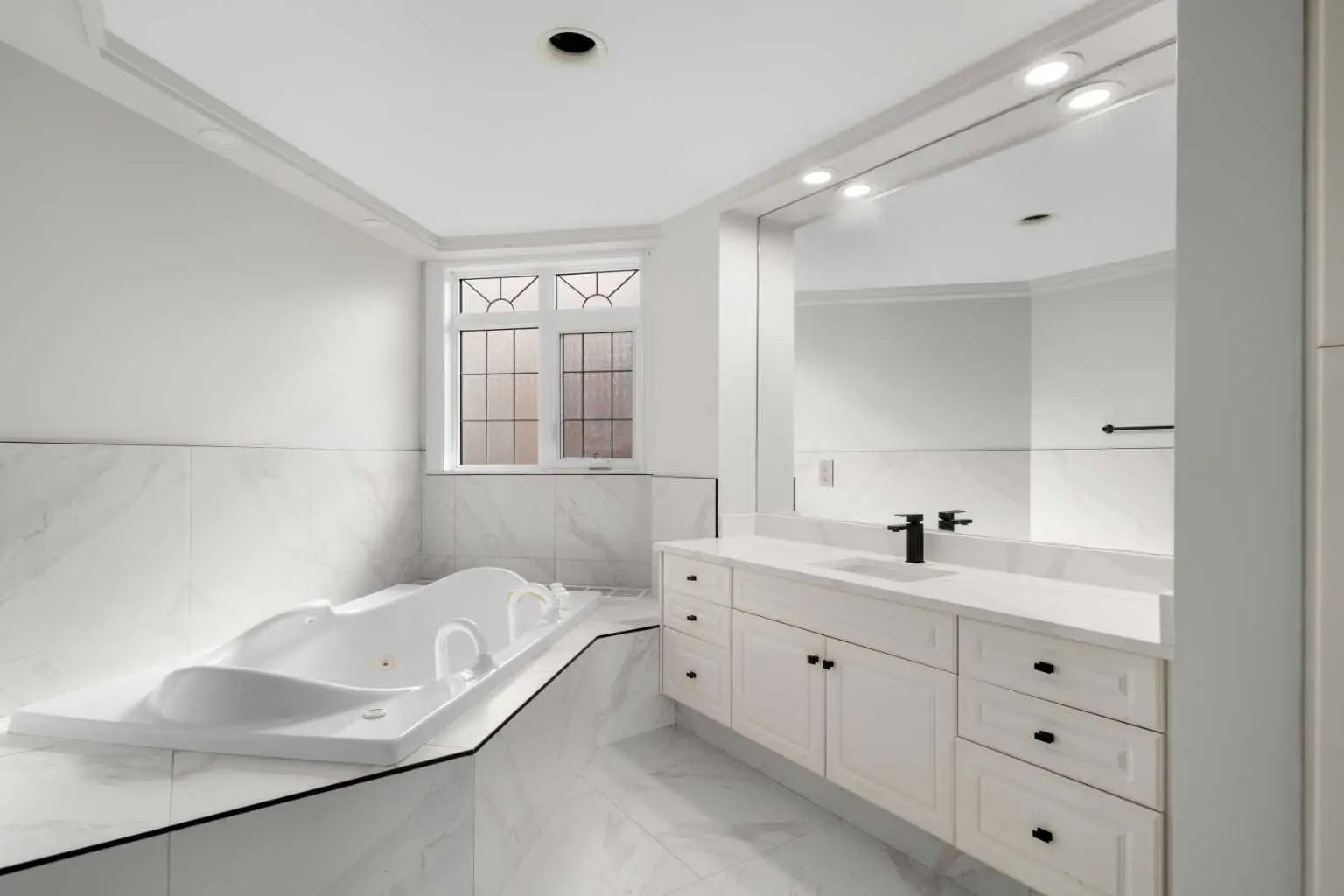 602 505 Canyon Meadows Drive Southwest, Calgary – Residential Apartment Listing Photo 4