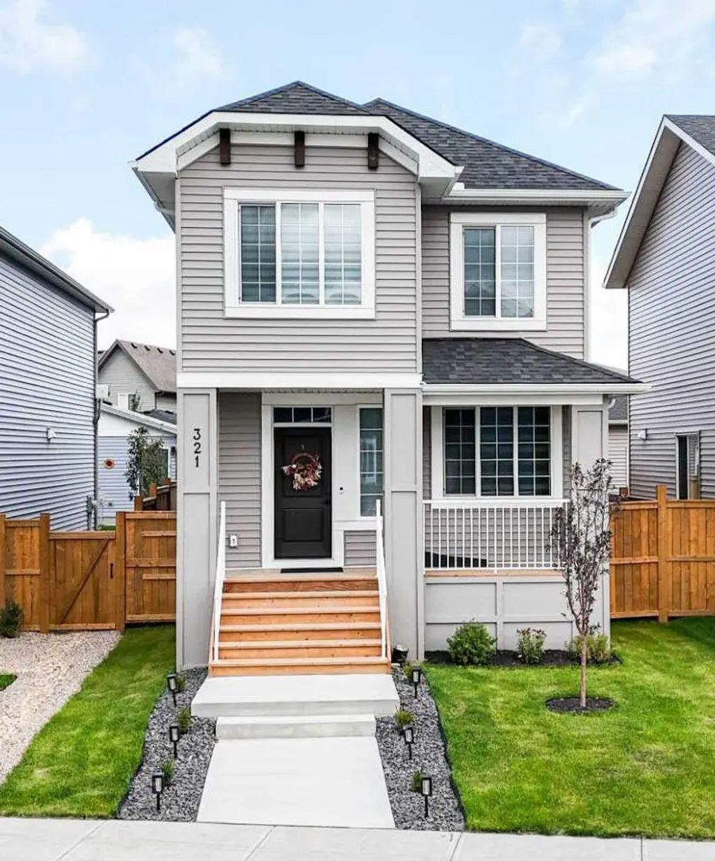 321 Ellen Park , Crossfield