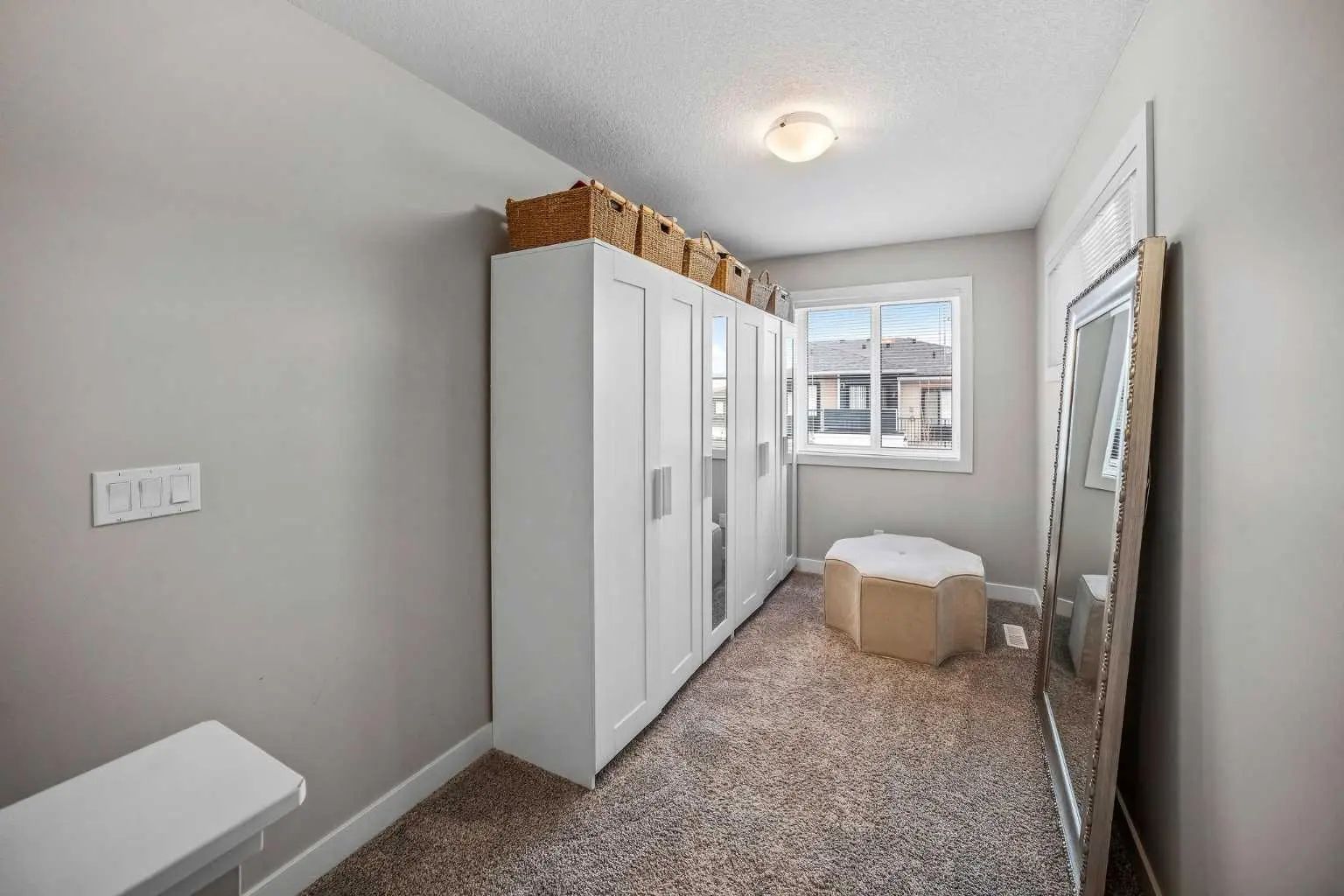 210 Crestbrook Common Southwest, Calgary – Residential Row/Townhouse Listing Photo 17