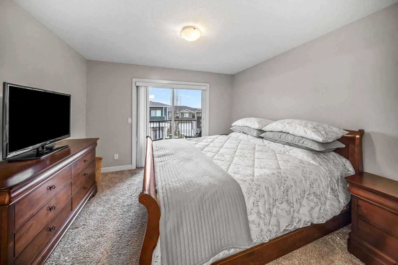 210 Crestbrook Common Southwest, Calgary – Residential Row/Townhouse Listing Photo 22