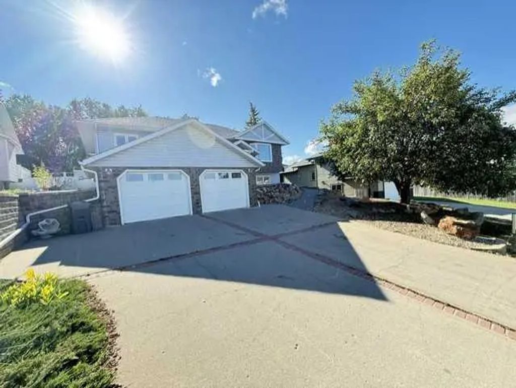 6929 99 Street , Peace River