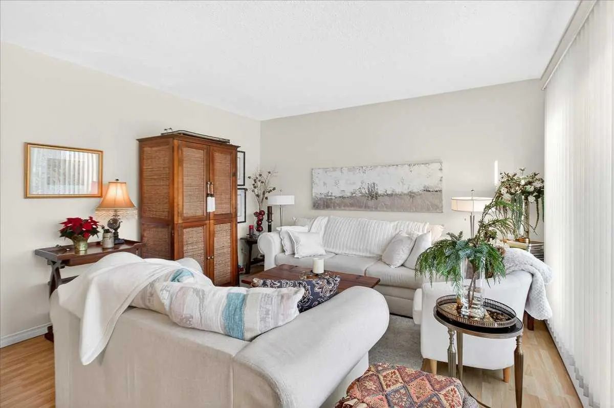 5 916 3 Avenue Northwest, Calgary – Residential Apartment Listing Photo 4