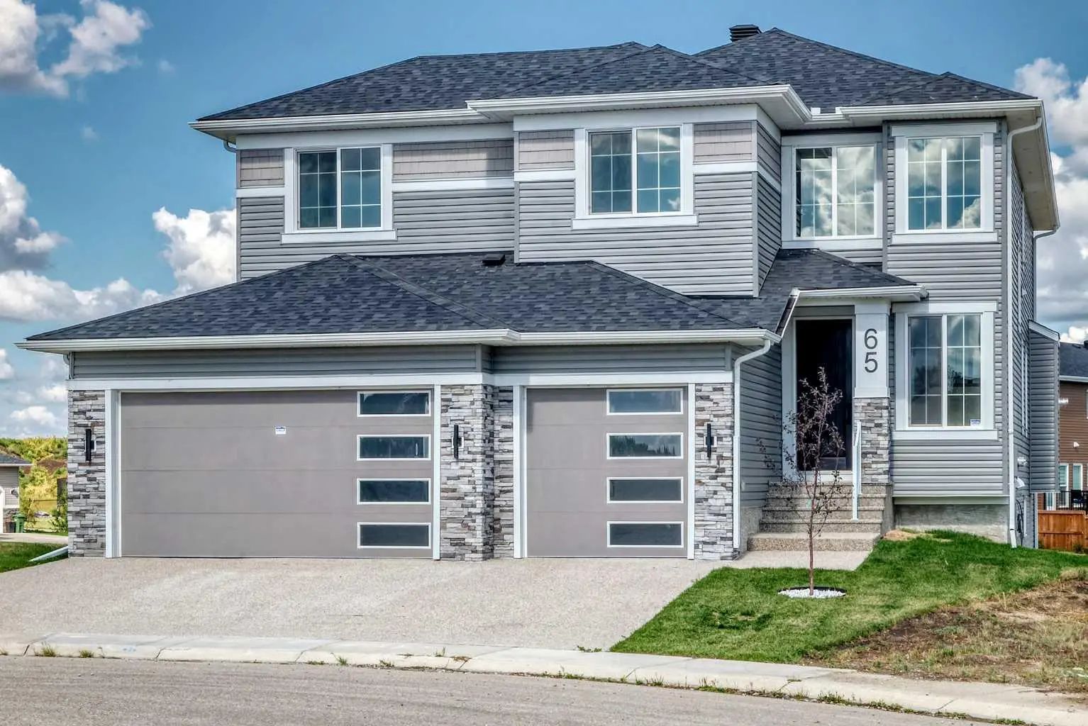 65 Lakes Estates Circle , Strathmore