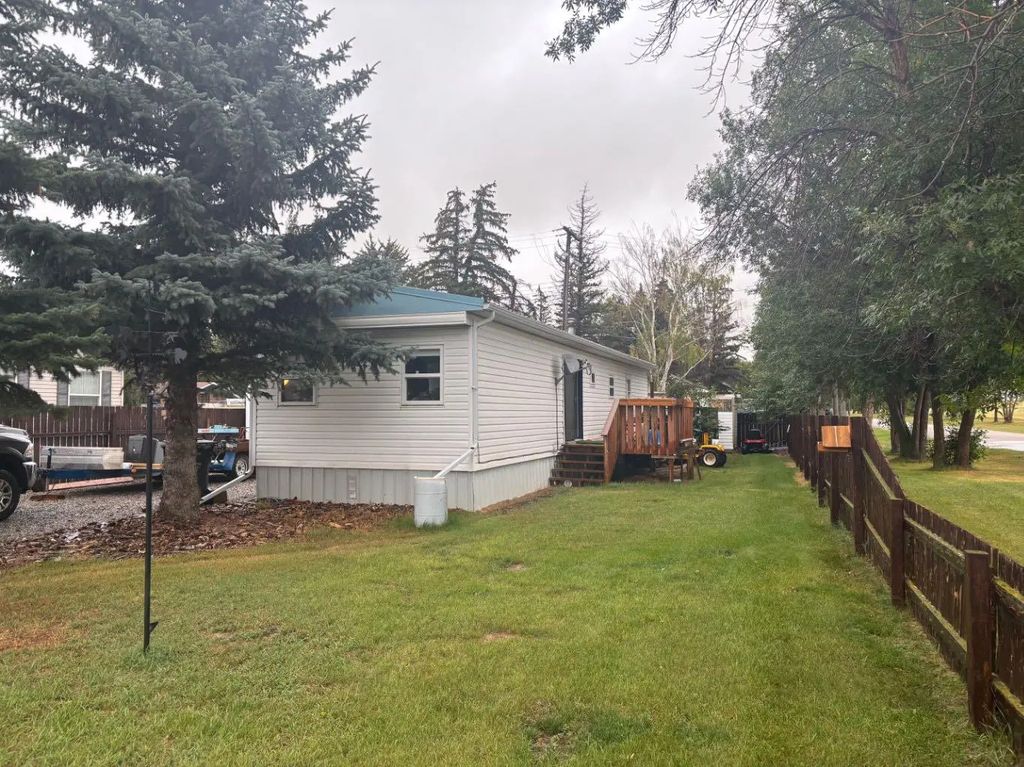 103 Railway Avenue , Barons