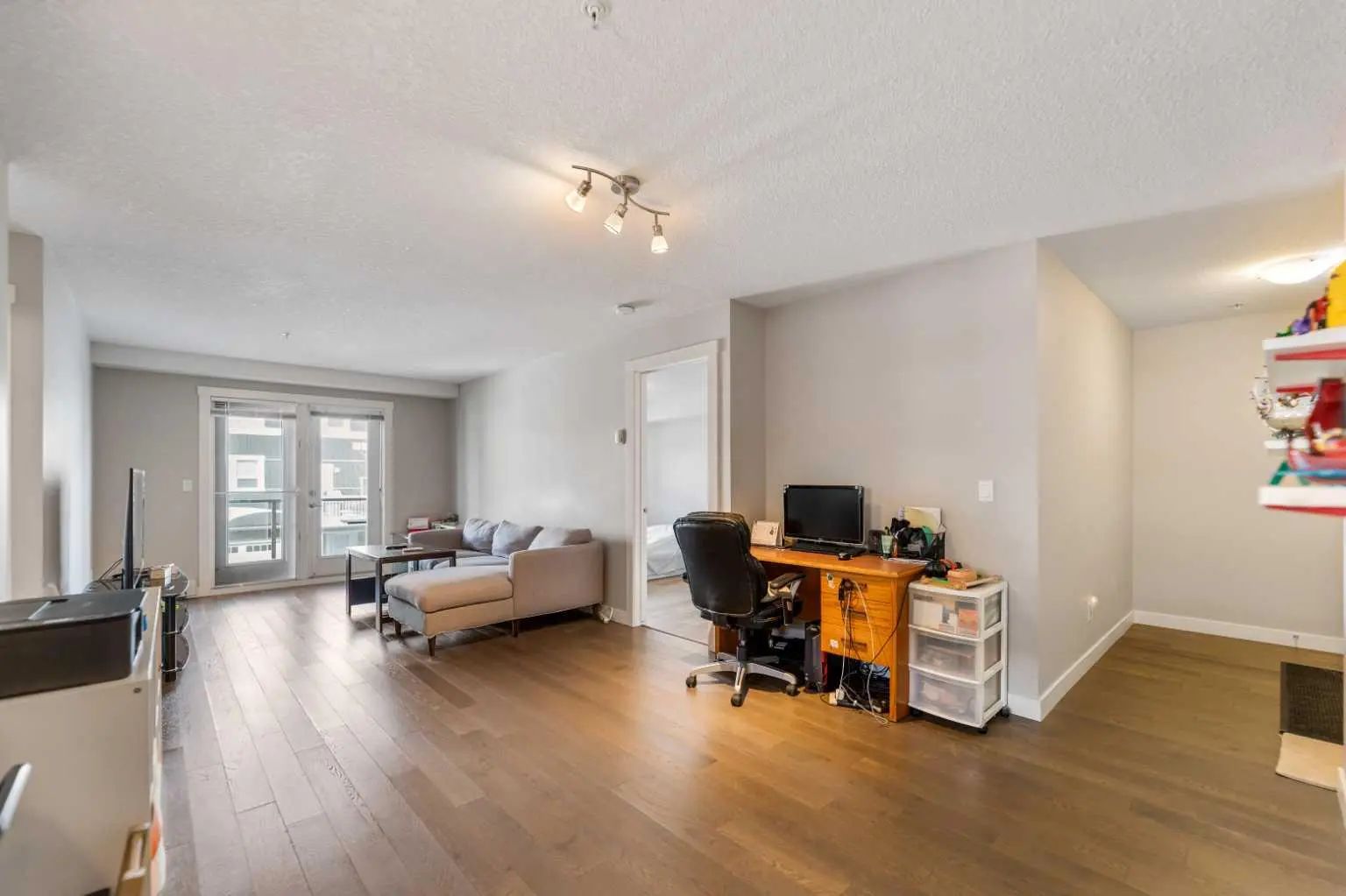 201 2300 Evanston Square Northwest, Calgary – Residential Apartment Listing Photo 11