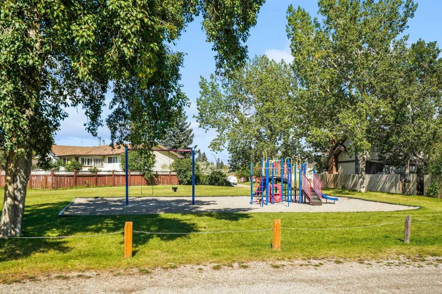 147 Manora Hill Northeast, Calgary – Residential Detached Listing Photo 42
