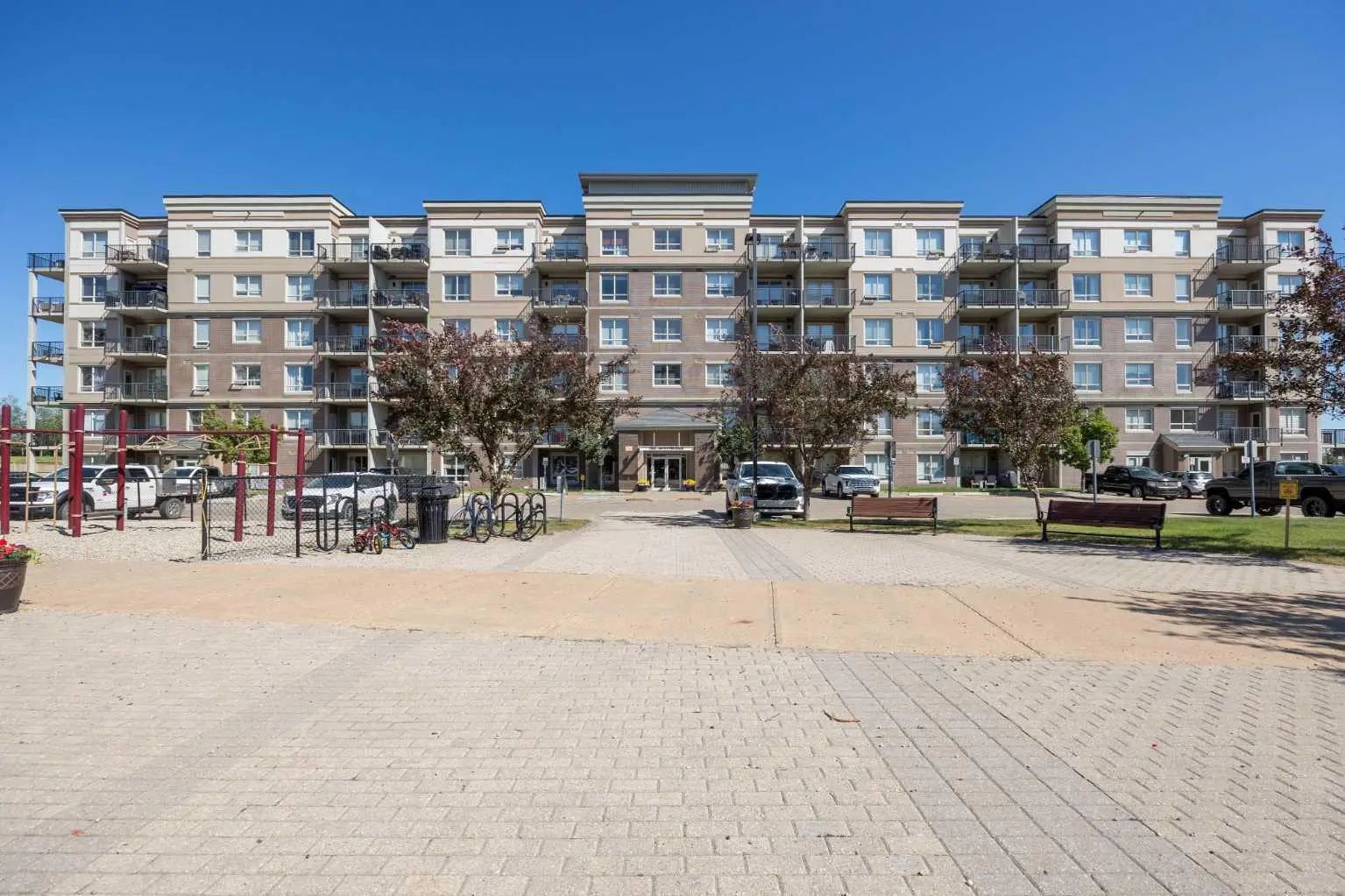 Photo of Listing #A2343299