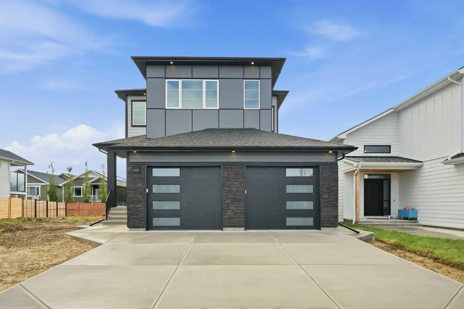 4566 40 Avenue S, Lethbridge