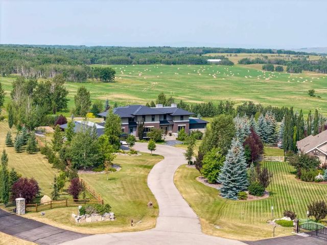 218 Grizzly Rise , Rural Rocky View County
