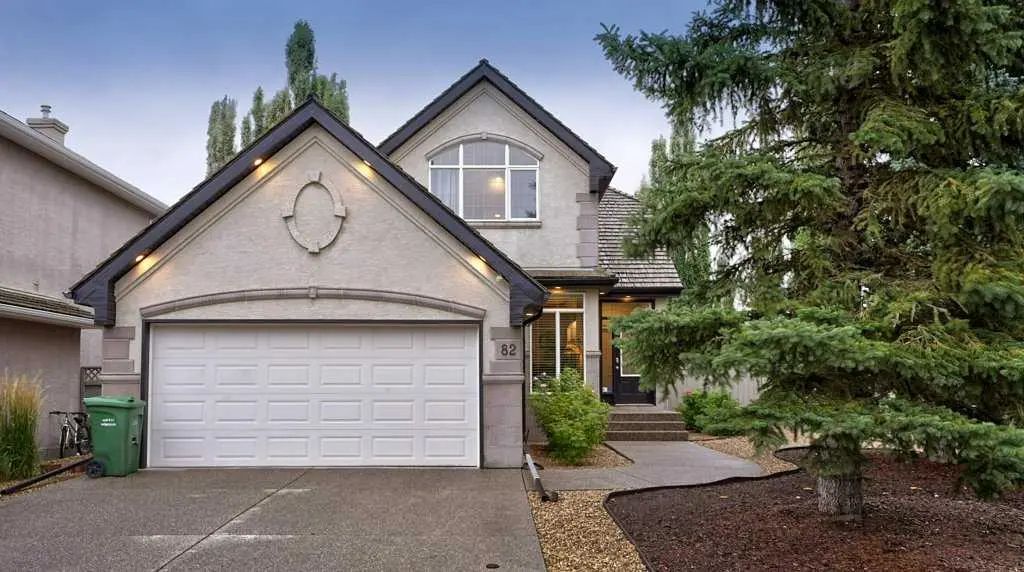 82 Mt Douglas Circle Se, Calgary