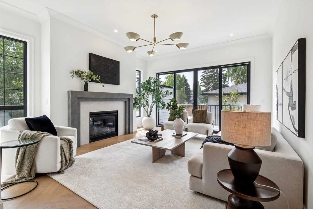 1605 42 Avenue Sw, Calgary