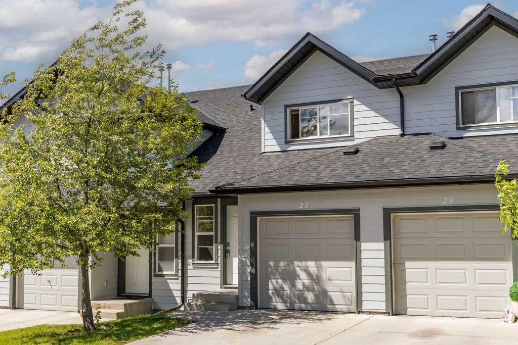 27 Panatella Villas Nw, Calgary