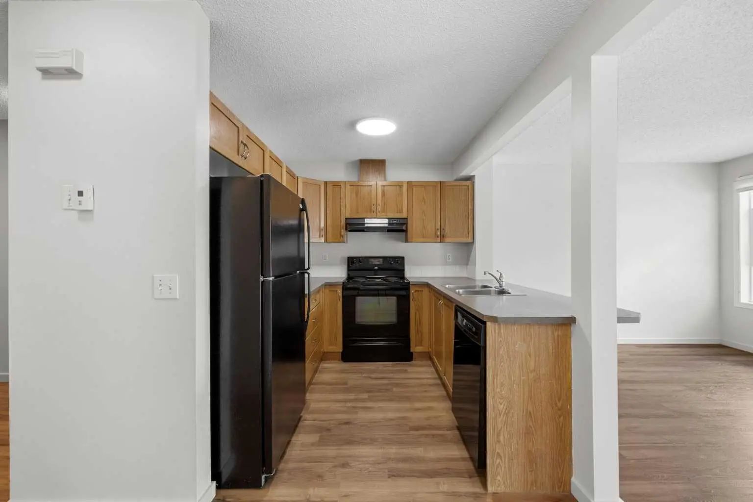 27 Panatella Villas Northwest, Calgary – Residential Row/Townhouse Listing Photo 7