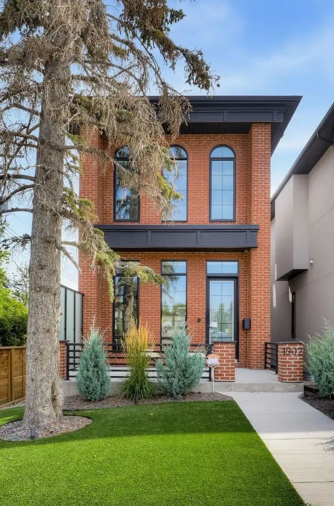 1902 13 Street Southwest, Calgary – Residential Detached Listing Photo 2