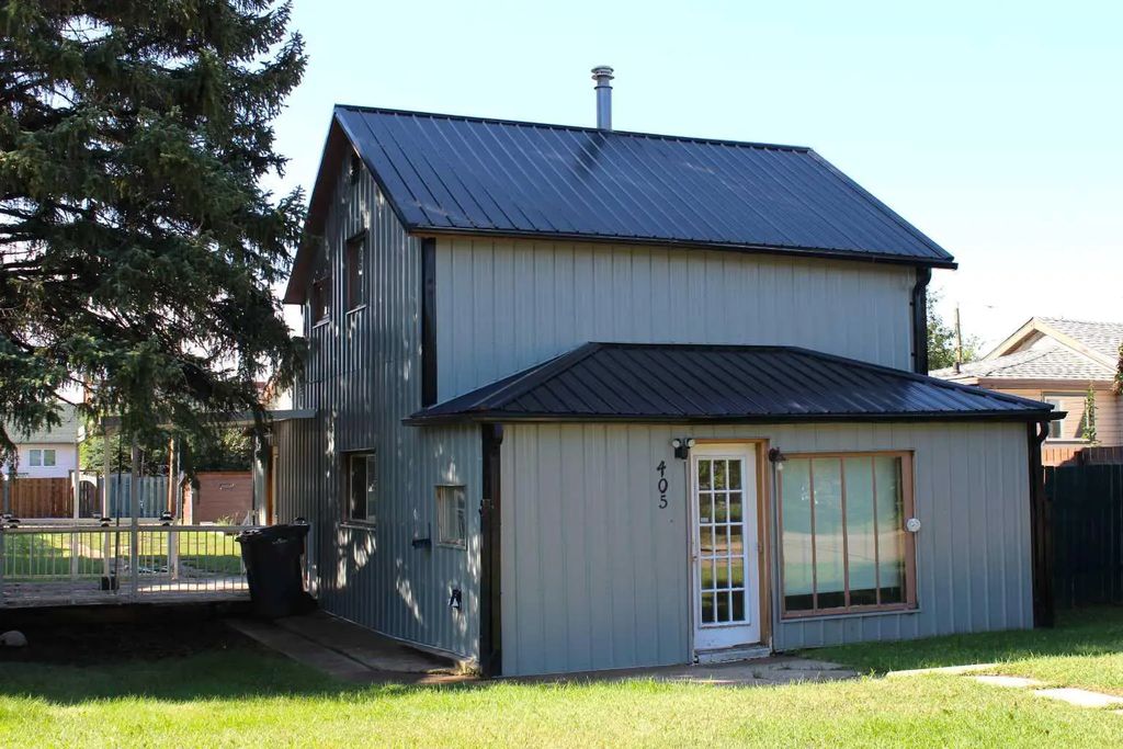 405 4 Avenue , Bassano