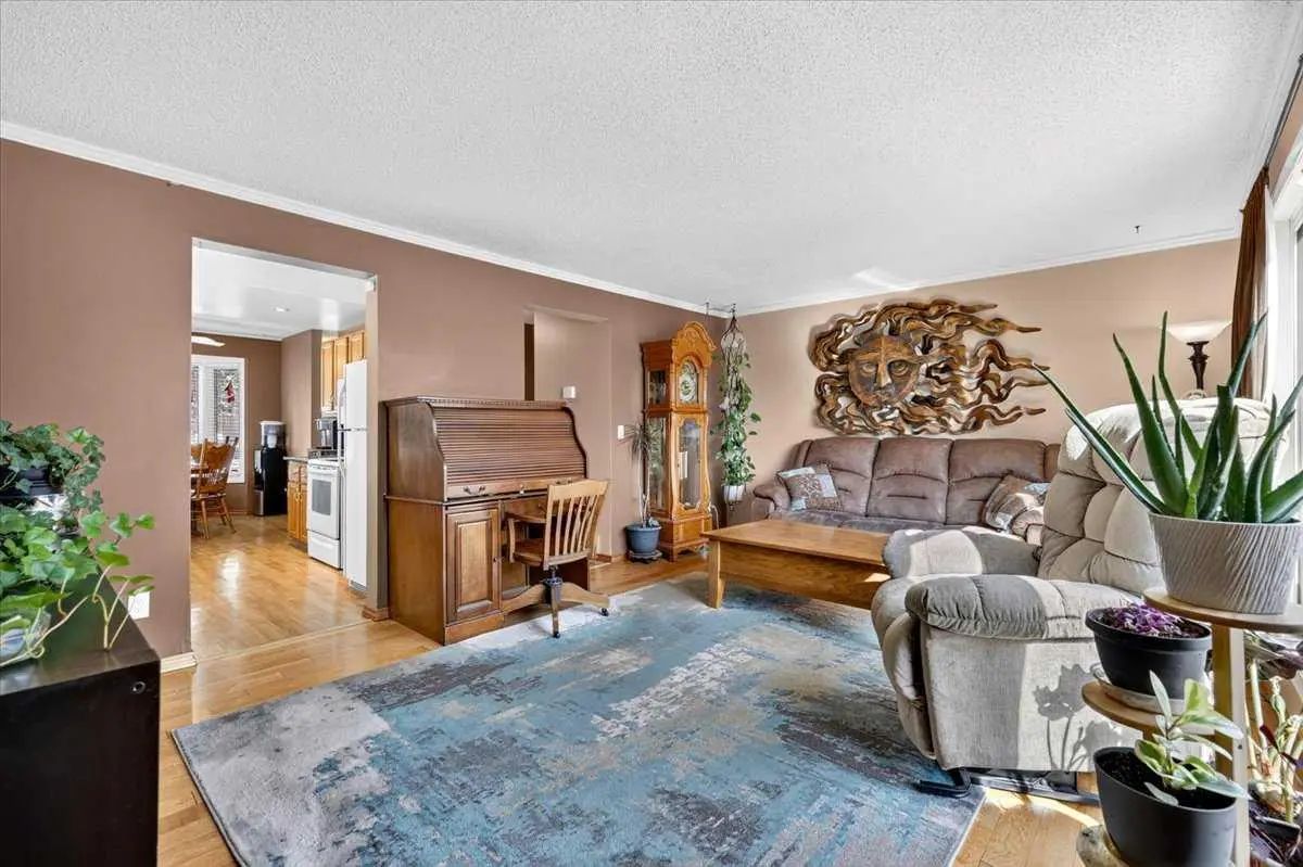 41 Templeson Crescent Northeast, Calgary – Residential Detached Listing Photo 3