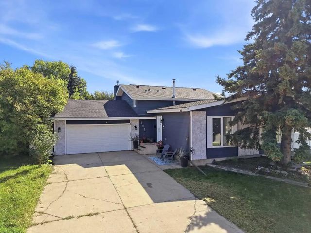 123 Metcalf Avenue , Red Deer