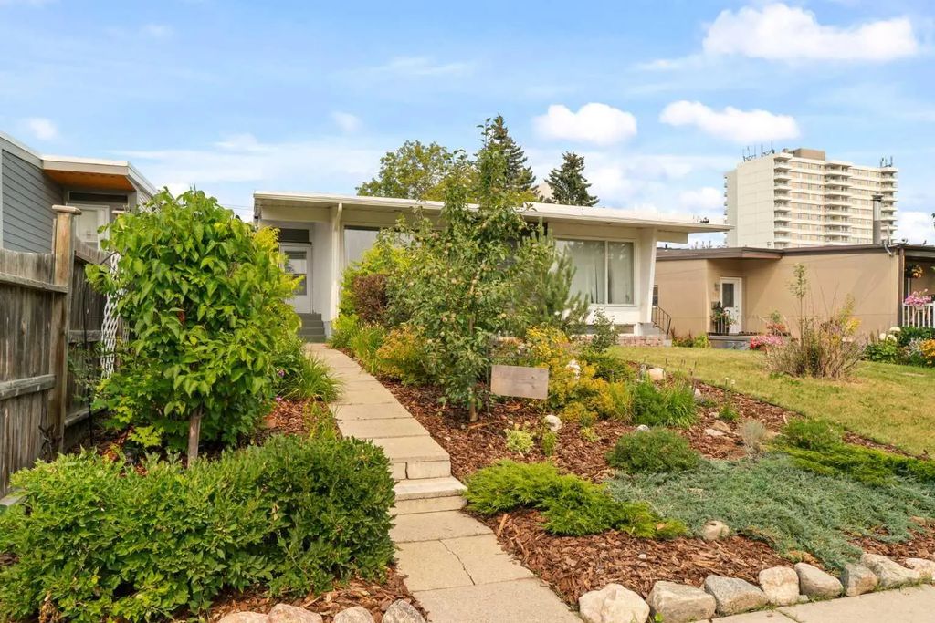 726 68 Avenue Sw, Calgary