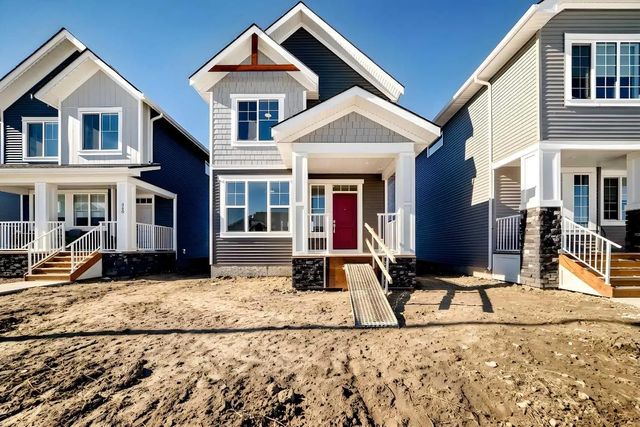354 Ellen Park , Crossfield