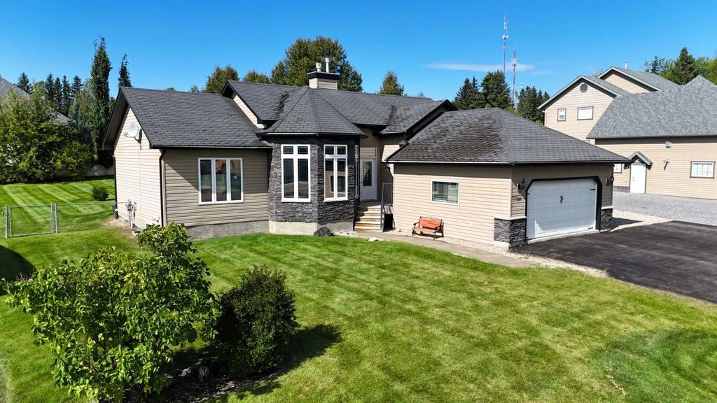 1706 62 Street  , Edson