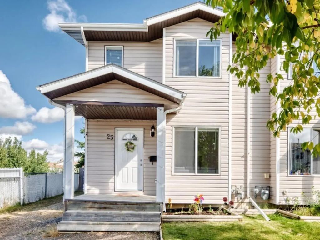 25 Lakeview Close , Blackfalds