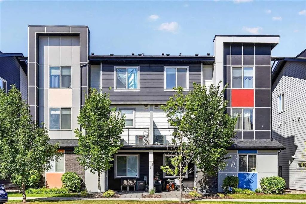 26 Redstone Way Ne, Calgary