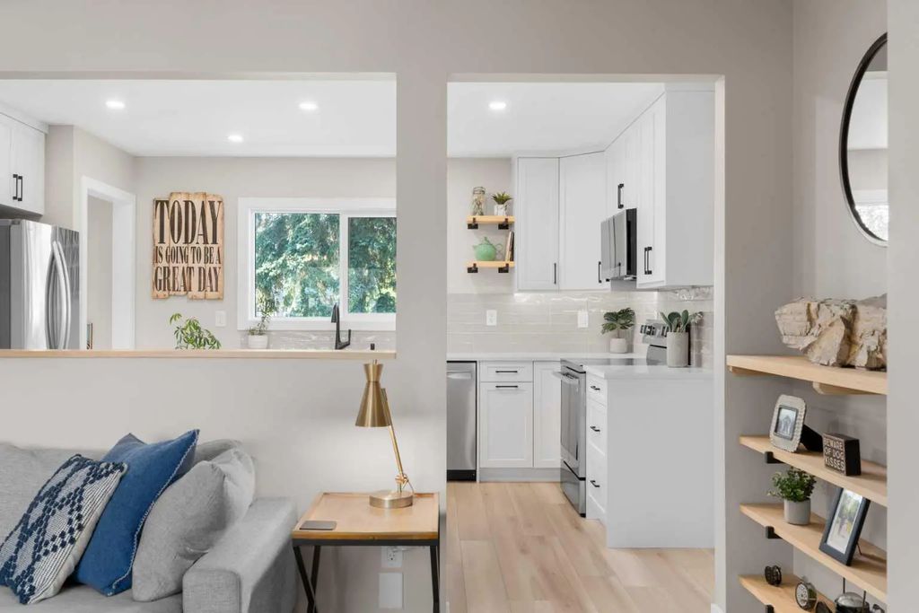 8343 48 Avenue Nw, Calgary