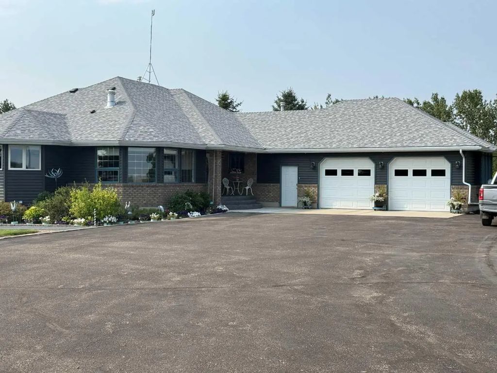 201076 Rr 142  , Rural Newell, County of