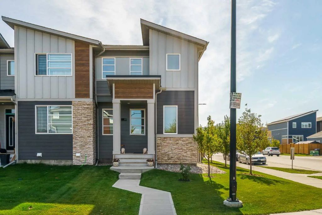 211 Wolf Creek Avenue Se, Calgary