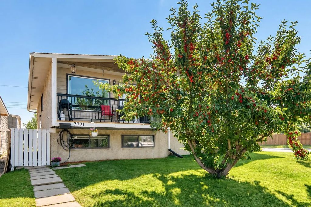 7731 47 Avenue Nw, Calgary