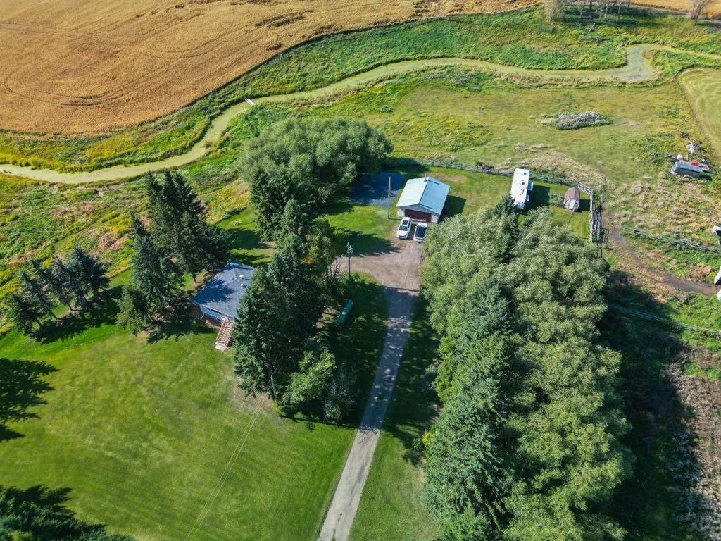 445058 Range Road 255 Acres , Rural Ponoka County