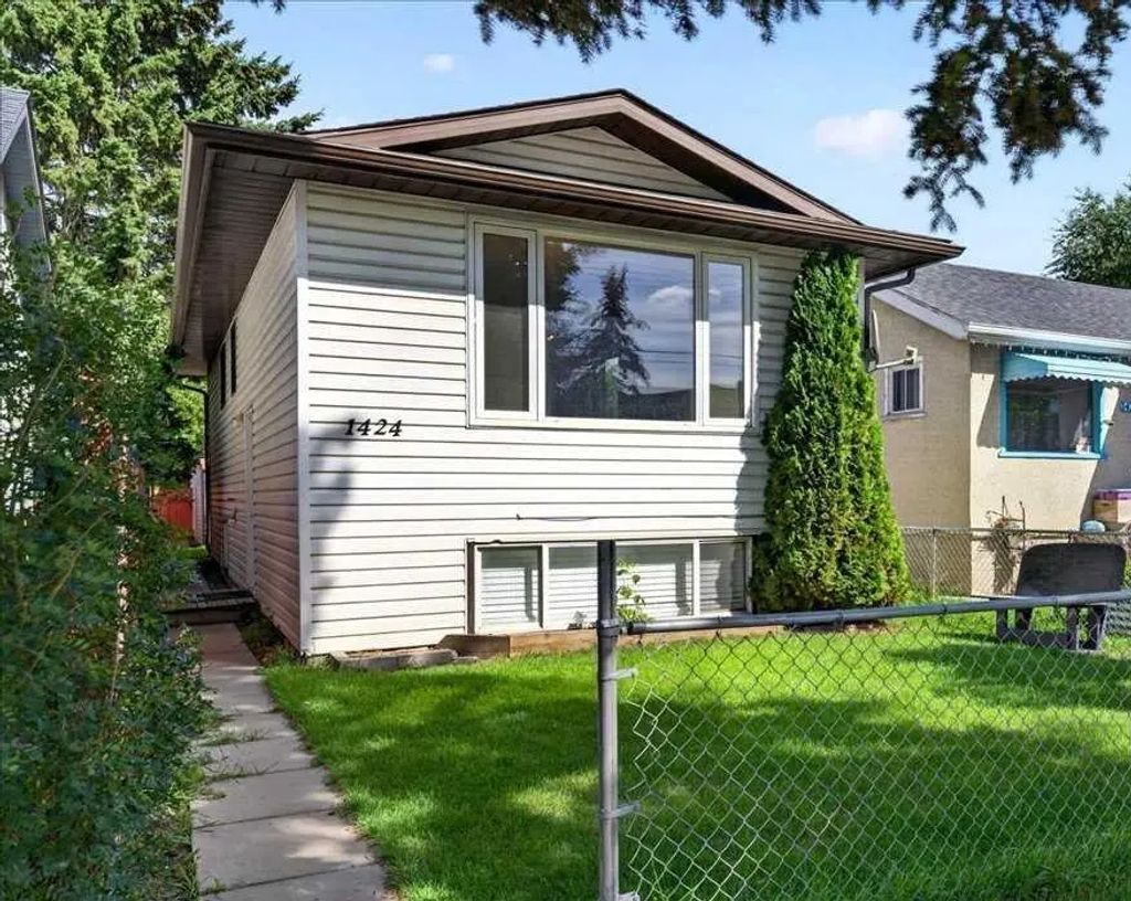 1424 11 Avenue Se, Calgary