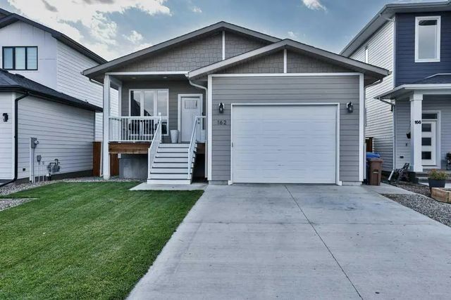 162 Prairie Gold Street , Taber