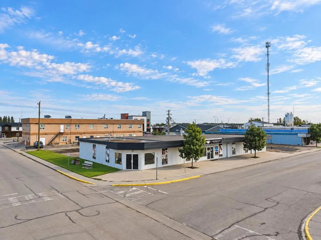 10014 100 Ave  , La Crete