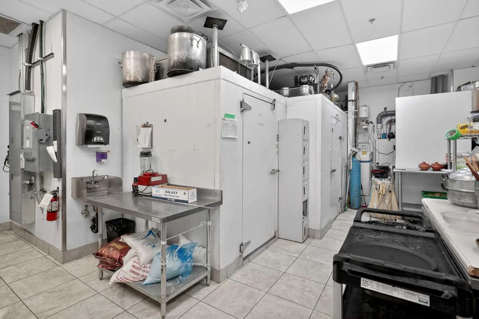 N/A, Calgary – Commercial Business Listing Photo 15