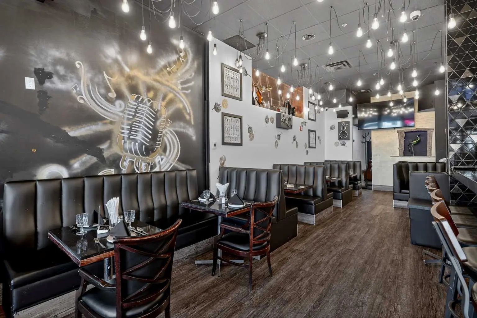 N/A, Calgary – Commercial Business Listing Photo 5