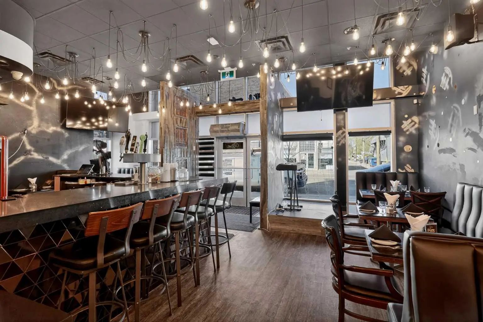 N/A, Calgary – Commercial Business Listing Photo 7