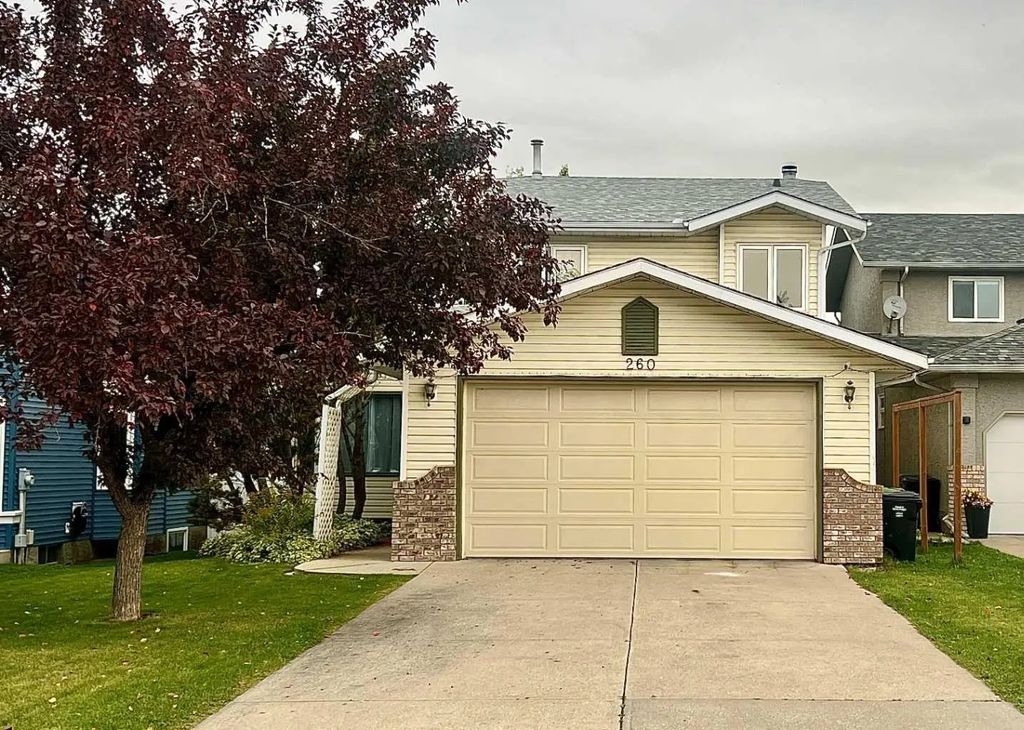 260 Riverside Mews Se, Calgary