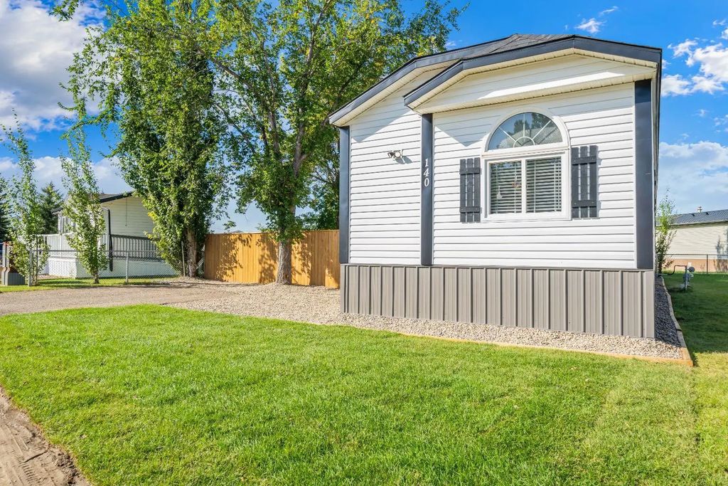 140 Birch Street , Brooks