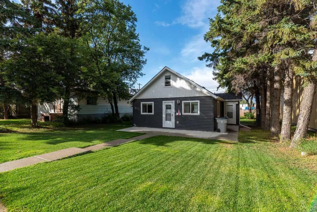 5412 51st Street , Lloydminster