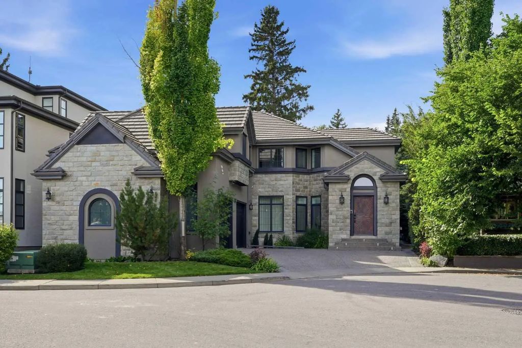 19 Windsor Crescent , Calgary