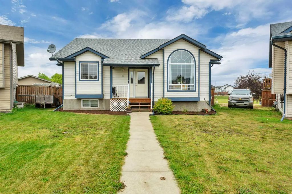 8 Hansen Close , Sylvan Lake
